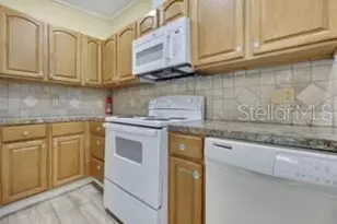 15141 Rialto Ave, Brooksville, FL 34613 - Photo 22