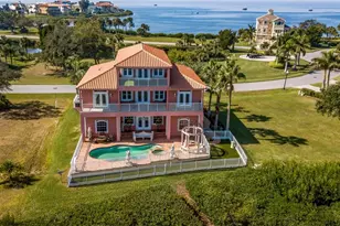 4613 Harborpointe Dr, Port Richey, FL 34668 - Photo 1