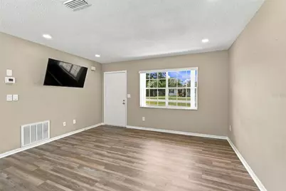 9526 Bayside Court, Spring Hill, FL 34608 - Photo 10
