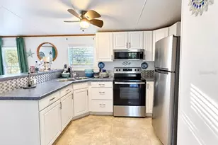 1301 Liveoak Pkwy, Tarpon Springs, FL 34689 - Photo 6