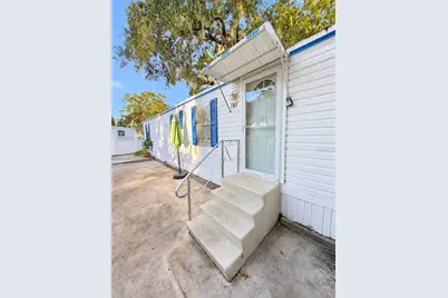 1301 Live Oak Parkway, Tarpon Springs, FL 34689 - Photo 2