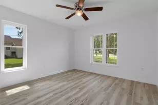 10220 Swanson Ct, Spring Hill, FL 34608 - Photo 16