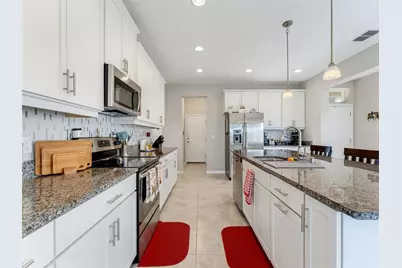 18882 Beautyberry Court, Lutz, FL 33558 - Photo 12