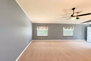 1420 Colonnades Cir S, Lakeland, FL 33811 - Photo 6