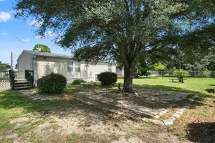 16100 Lacanto St, Brooksville, FL 34604 - Photo 4