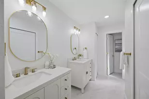1070 Captains Way, Tarpon Springs, FL 34689 - Photo 14