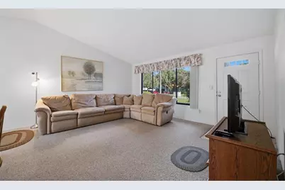 11460 Riddle Drive, Spring Hill, FL 34609 - Photo 2