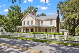 427 Howell Ave, Brooksville, FL 34601 - Photo 1