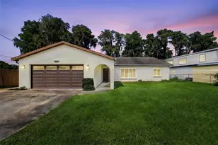 12527 Lacey Dr, New Port Richey, FL 34654 - Photo 2