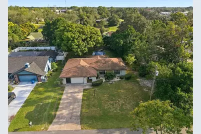11122 Maderia Street, Spring Hill, FL 34609 - Photo 28