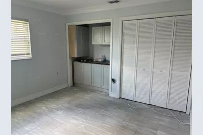 9019 Lismore Court, Weeki Wachee, FL 34613 - Photo 8