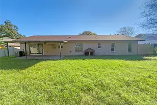 1804 Orange Hill Dr, Brandon, FL 33510 - Photo 4
