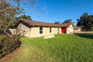 1804 Orange Hill Dr, Brandon, FL 33510 - Photo 2