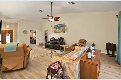 11384 Newington Avenue, Spring Hill, FL 34609 - Photo 8