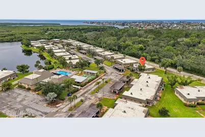 4219 Stratford Drive #4219, New Port Richey, FL 34652 - Photo 4