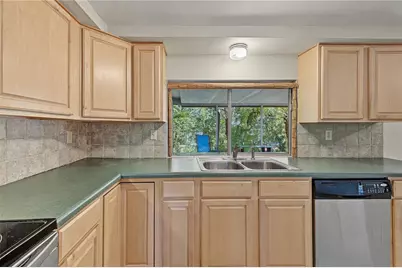 8511 Sunflower Lane, Hudson, FL 34667 - Photo 16