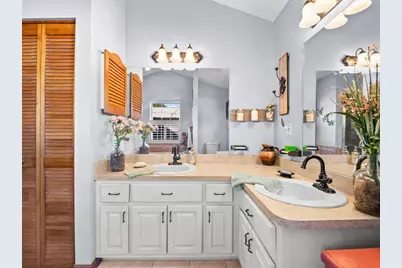 9073 Madrid Road, Weeki Wachee, FL 34613 - Photo 34
