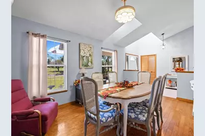 9073 Madrid Road, Weeki Wachee, FL 34613 - Photo 12