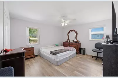 10360 Golden Avenue, Weeki Wachee, FL 34613 - Photo 8