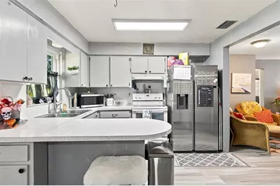 7079 Lafayette N, Pinellas Park, FL 33781 - Photo 10