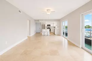 8818 Bay Pointe Dr, Tampa, FL 33615 - Photo 6