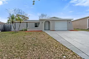 9020 Hunt Club Ln, Port Richey, FL 34668 - Photo 1