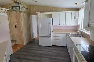 8090 E Sunray Ln, Floral City, FL 34436 - Photo 8