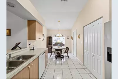 11814 Ivywood Place, New Port Richey, FL 34654 - Photo 8