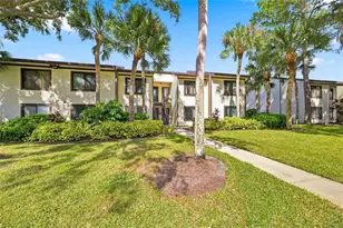 349 Moorings Cove Dr, Tarpon Springs, FL 34689 - Photo 20