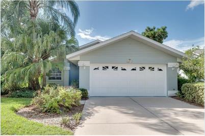 4966 Oak Run Drive, Sarasota, FL 34243 - Photo 1