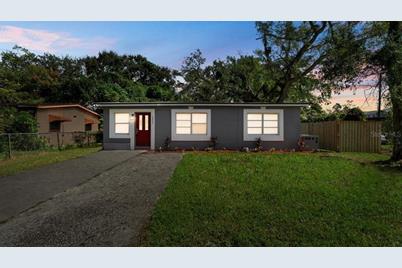1211 Dewey Avenue, Orlando, FL 32808 - Photo 1