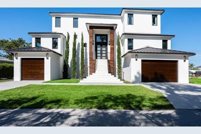 545 Kingfisher Lane, Longboat Key, FL 34228 - Photo 1