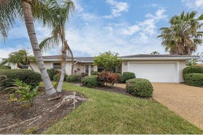 537 Spinnaker Lane, Longboat Key, FL 34228 - Photo 1