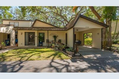2208 Circlewood Drive #33, Sarasota, FL 34231 - Photo 1