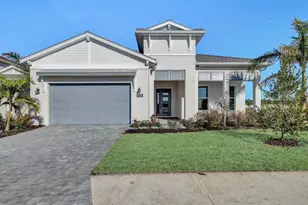 17931 Palmiste Dr, Bradenton, FL 34202 - Photo 1