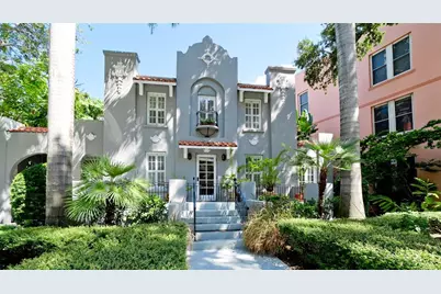1215 N Palm Avenue, Sarasota, FL 34236 - Photo 1