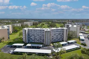 3660 Ironwood Cir, Bradenton, FL 34209 - Photo 1