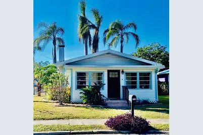 222 27th Street W, Bradenton, FL 34205 - Photo 1