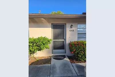 1313 54th Avenue E #1313, Bradenton, FL 34203 - Photo 1