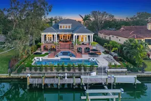 1541 Bay Point Dr, Sarasota, FL 34236 - Photo 1