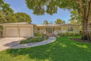 7331 Westmoreland Dr, Sarasota, FL 34243 - Photo 1