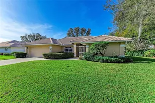 601 Lakescene Dr, Venice, FL 34293 - Photo 1