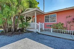 1603 Gulf Dr N, Bradenton Beach, FL 34217 - Photo 1