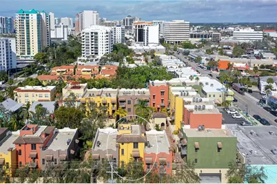 1529 Oak Street, Sarasota, FL 34236 - Photo 1