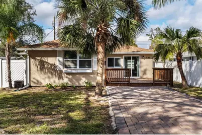 445 88th Avenue N, Saint Petersburg, FL 33702 - Photo 1