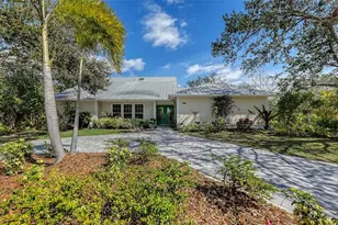 614 Tropical Cir, Sarasota, FL 34242 - Photo 1