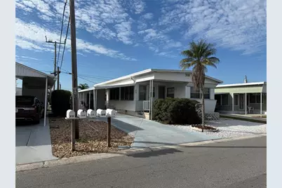 618 51st Avenue W, Bradenton, FL 34207 - Photo 1