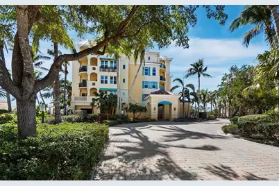 2161 Gulf Of Mexico Drive #3, Longboat Key, FL 34228 - Photo 1