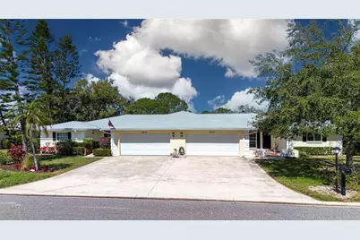 5621 Palm Aire Drive, Sarasota, FL 34243 - Photo 1