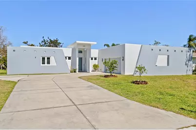 3319 Mayflower Street, Sarasota, FL 34231 - Photo 1